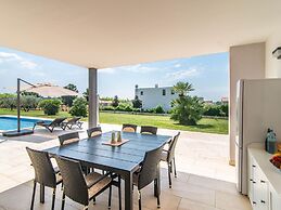 Luxury Villa With Pool and sea View