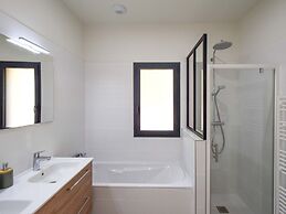 Holiday Home Near Saint-medard-d'excideuil