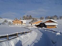 Holiday Apartment Almstuberl