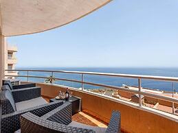 Apartment With Magnificent sea Views
