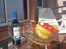 Apartment With Magnificent sea Views