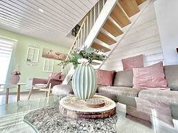 Meadow Piece of Modern Retreat