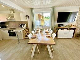 Meadow Piece of Modern Retreat