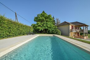 Detached House With Stunning Views