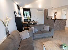 Wellness Bungalow With Whirlpool and Sauna