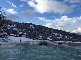 Comfortable Chalet Near Ski-lift