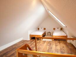 Habel Modern Retreat