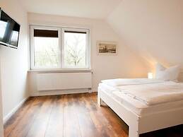 Habel Modern Retreat