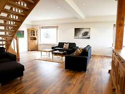 Habel Modern Retreat