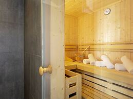 Thatched Villa With Sauna and Fireplace