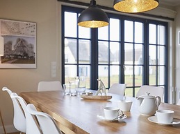 Thatched Villa With Sauna and Fireplace