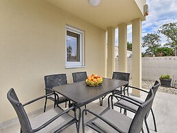 Modern Villa With Private Hydromassage Pool