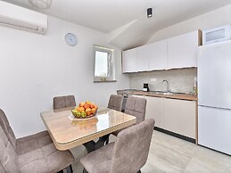 Modern Villa With Private Hydromassage Pool