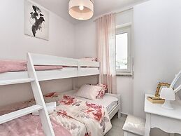 Modern Villa With Private Hydromassage Pool