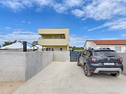 Modern Villa With Private Hydromassage Pool