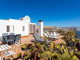 Belvilla by OYO Uptown I