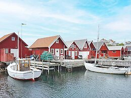4 Person Holiday Home in Kungshamn-by Traum