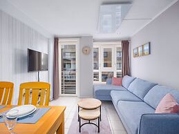 Apartment on 8th Floor With Kitchen