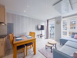 Apartment on 8th Floor With Kitchen