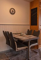 Red Sand Modern Retreat