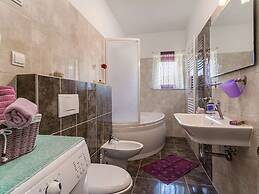 Villa Emanuel Comfortable Holiday Residence