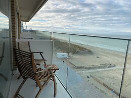 Apartment in Nieuwpoort With Garden