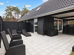 6 Person Holiday Home in Laeso-by Traum