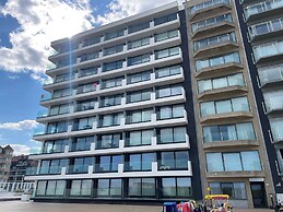 Apartment in Nieuwpoort With sea View