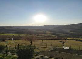 Spacious Hillstay, Piedmont