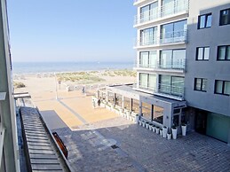 Apartment in Nieuwpoort With sea View