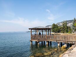 Belvilla by OYO Comfortable Apartment With Pool