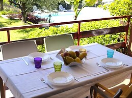 Belvilla by OYO Comfortable Apartment With Pool