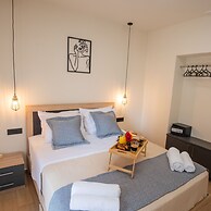 Calliope's Rhodes City Comfort