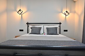 Calliope's Rhodes City Comfort