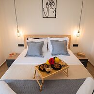 Calliope's Rhodes City Comfort