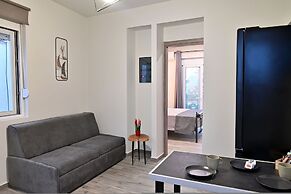 Calliope's Rhodes City Comfort