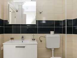 Apartments Posta - Deluxe One-bedroom Apartment With Balcony and Sea V