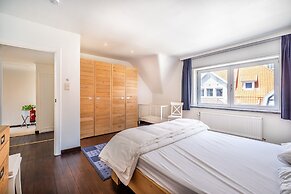 Villa in Koksijde With Sunny Garden