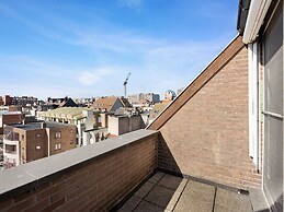 Beautiful Apartment Near Center