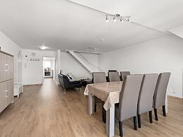 Beautiful Apartment Near Center