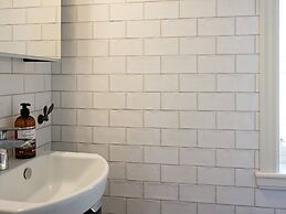 4 Person Holiday Home in Grundsund