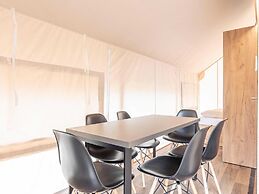 Luxurious Safari Tent With air Conditioning