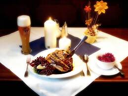 Valley Station Modern Retreat