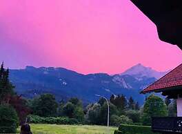 Valley Station Modern Retreat