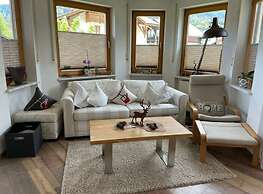 Valley Station Modern Retreat