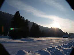 Partnachklamm Comfortable Holiday Residence