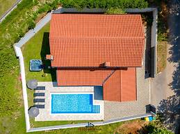 Blaise Comfortable Holiday Residence