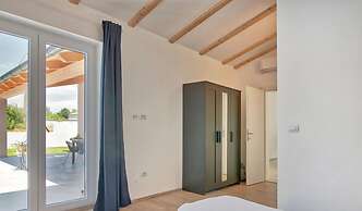 Blaise Comfortable Holiday Residence