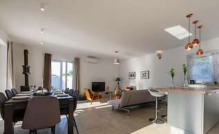 Blaise Comfortable Holiday Residence