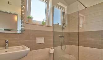 Blaise Comfortable Holiday Residence